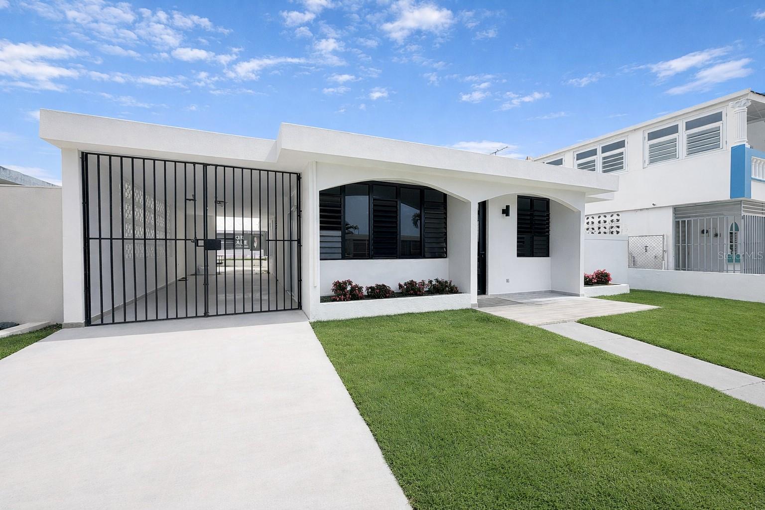 VILLA CAROLINA - Residential