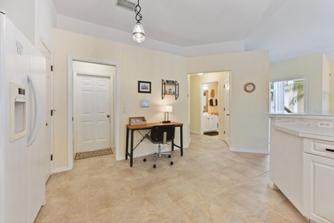 Condominium in PUNTA GORDA FL 2037 MATECUMBE KEY ROAD 29.jpg