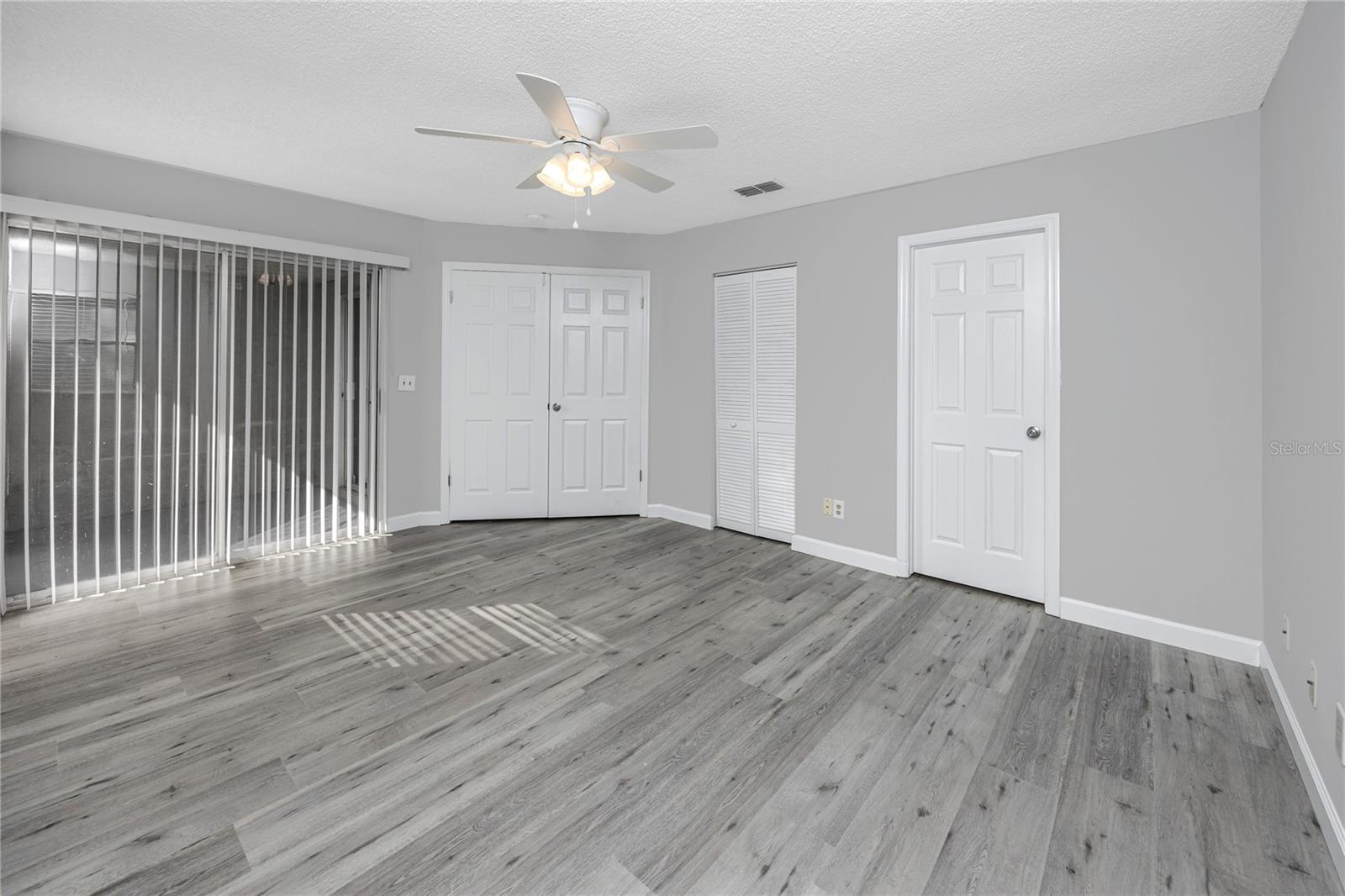 CLOVERPLACE CONDO - Residential