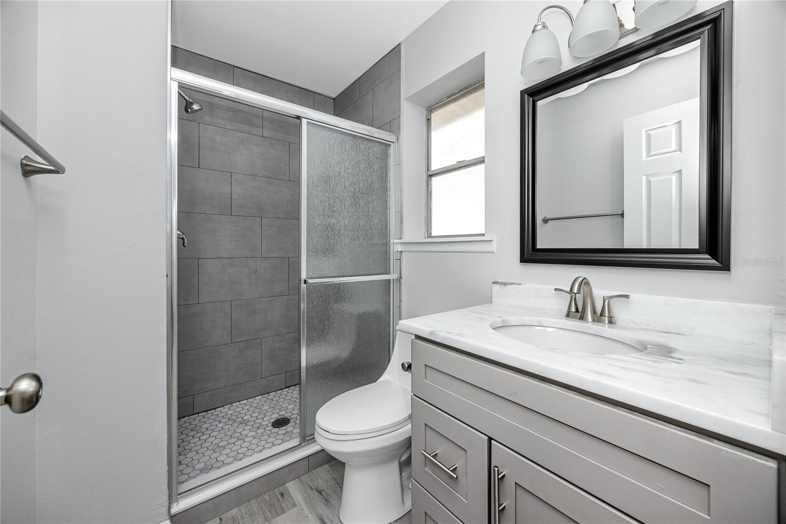 CLOVERPLACE CONDO - Residential