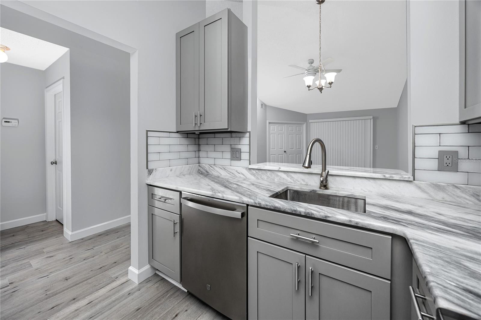 CLOVERPLACE CONDO - Residential