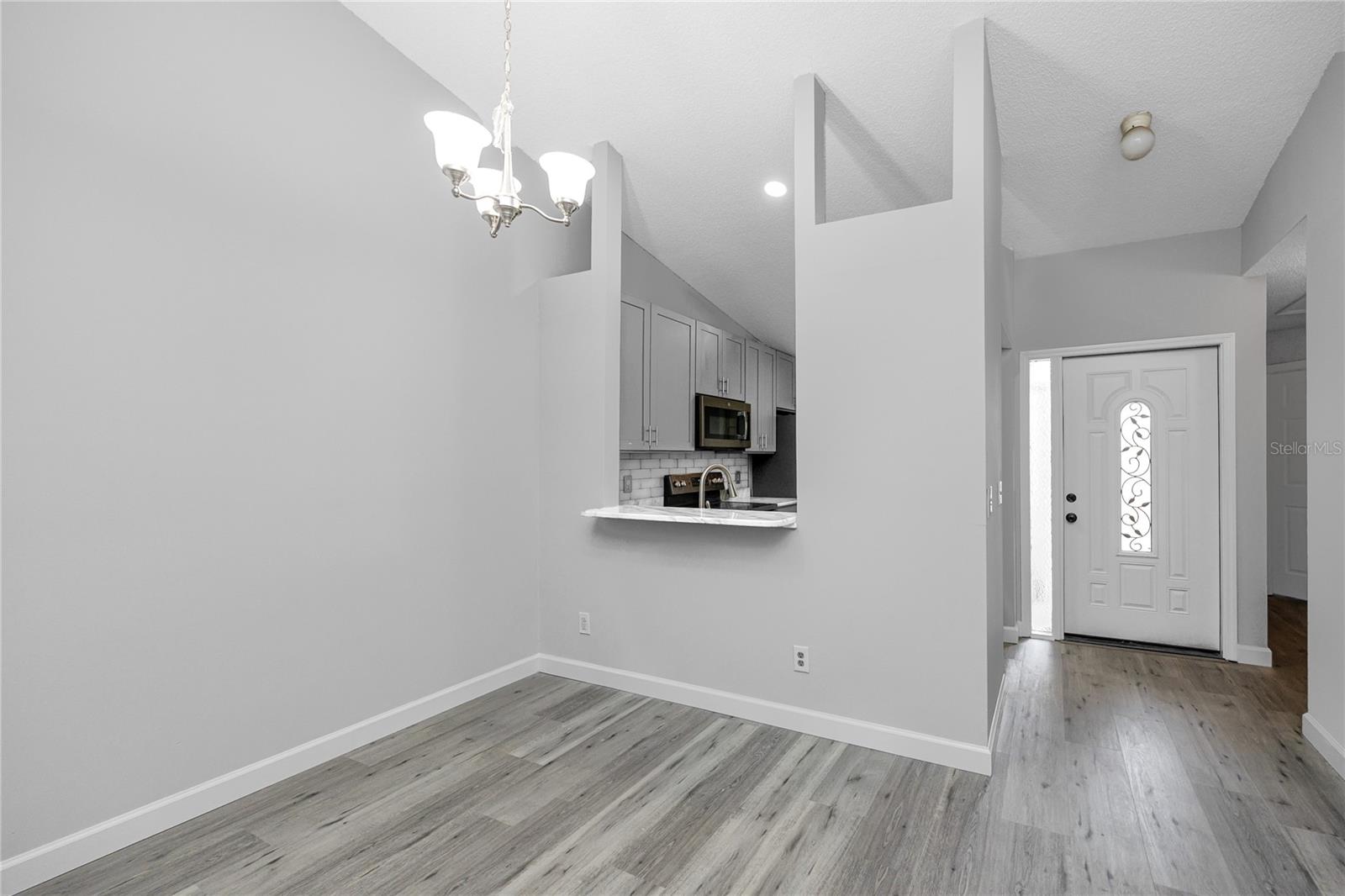 CLOVERPLACE CONDO - Residential