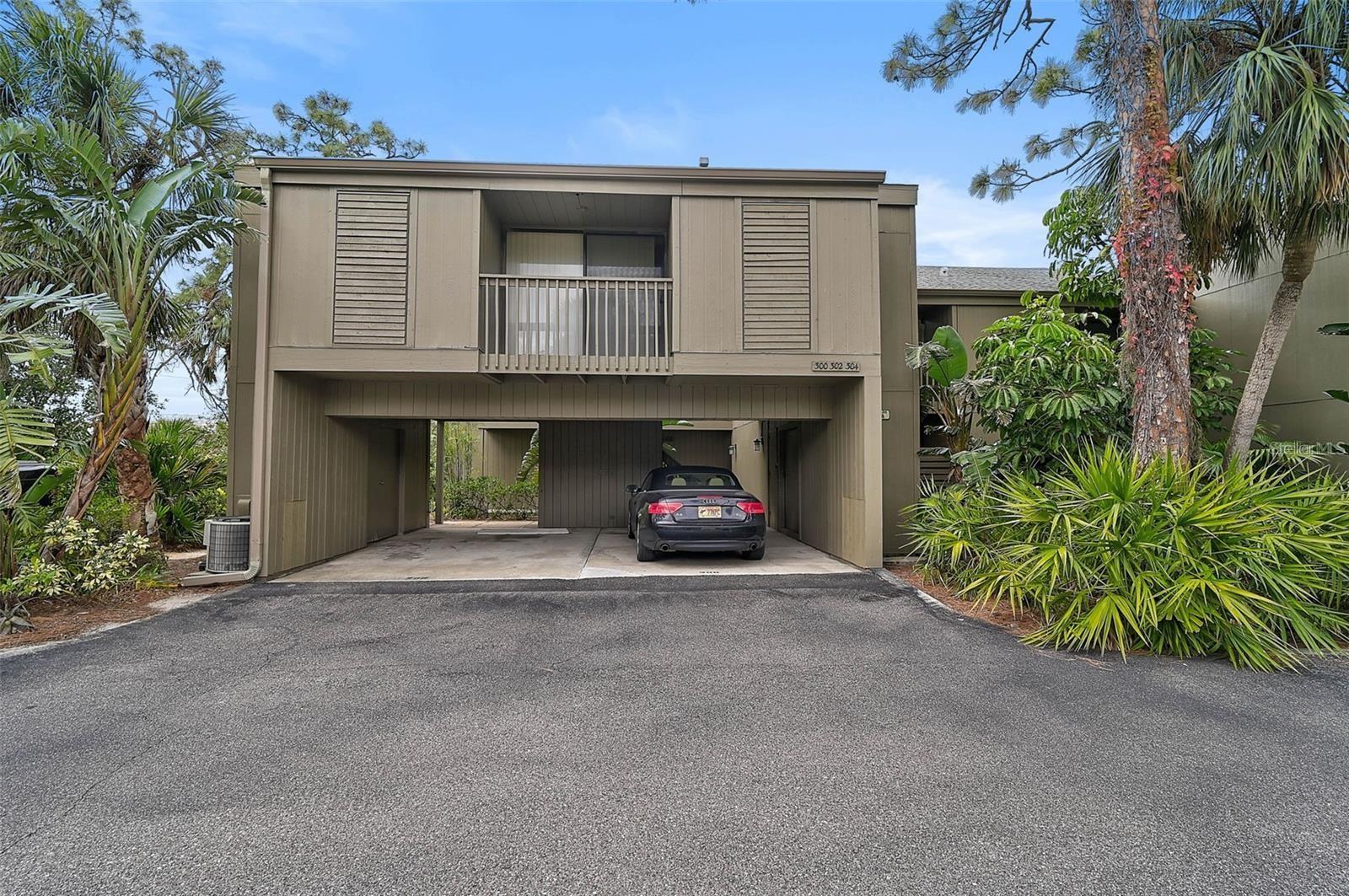 Stunning annual unfurnished 2 bed/2 bath condo located at Pine Run in Osprey, FL. Water, sewer/trash, lawn maintenance, washer/dryer, and pest control included.
Available now for $2,200 a month. Application fee for each adult $50, association application fee of $50(10-day association approval process), $ 2,200 security deposit, and $100 administrative fee. 1 pet allowed (small to medium size) One-time non-refundable pet fee of $350. *Fico score over 600* Renters Insurance is required.
This Beautiful community offers assigned parking, two heated swimming pools, pickleball courts, tennis courts, fitness center, and saunas. Offering close proximity to Oscar Scherer State Park, Legacy Trail, and the Gulf's stunning beaches. Shopping, dining, and cultural attractions in Venice and Sarasota are just a short drive away.