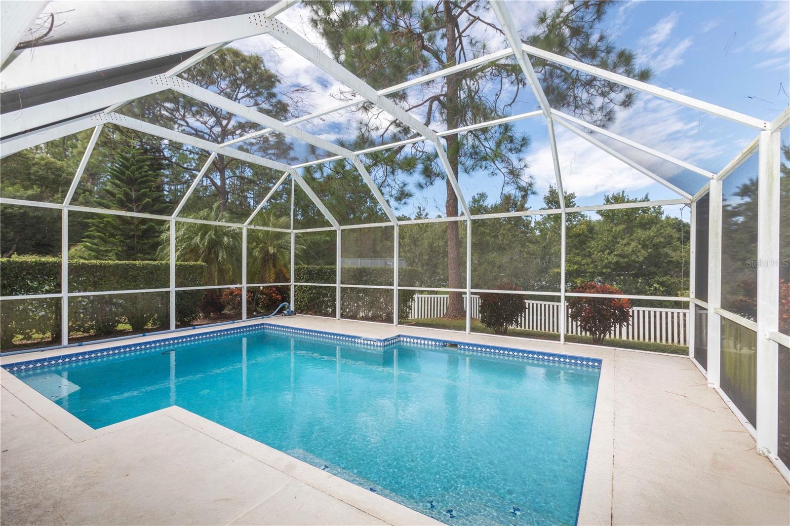 7201 FORESTEDGE COURT