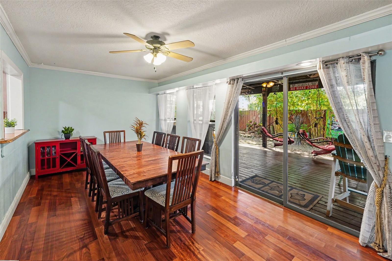 508 WHITE OAK DRIVE