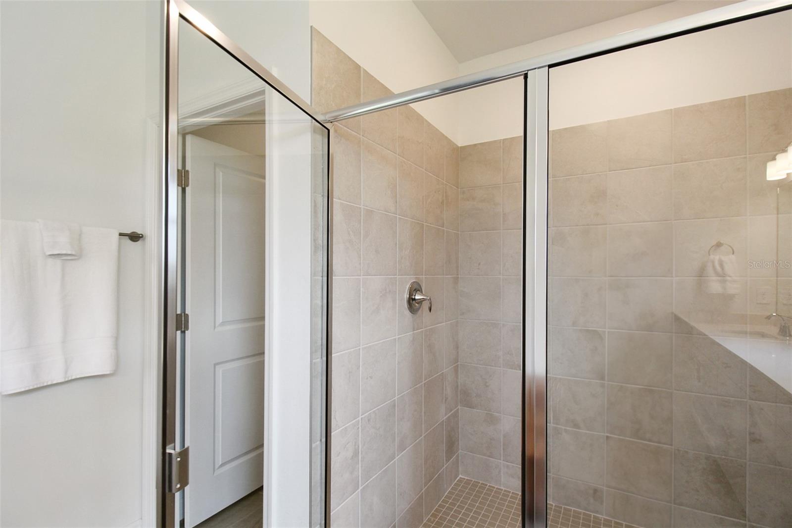 LORRAINE LAKES PH IIB-3 & IIC - Residential Lease