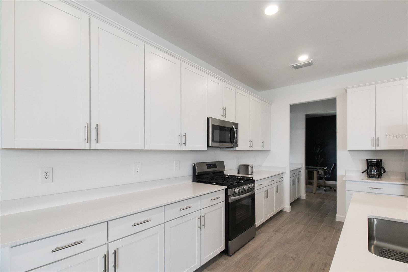 LORRAINE LAKES PH IIB-3 & IIC - Residential Lease