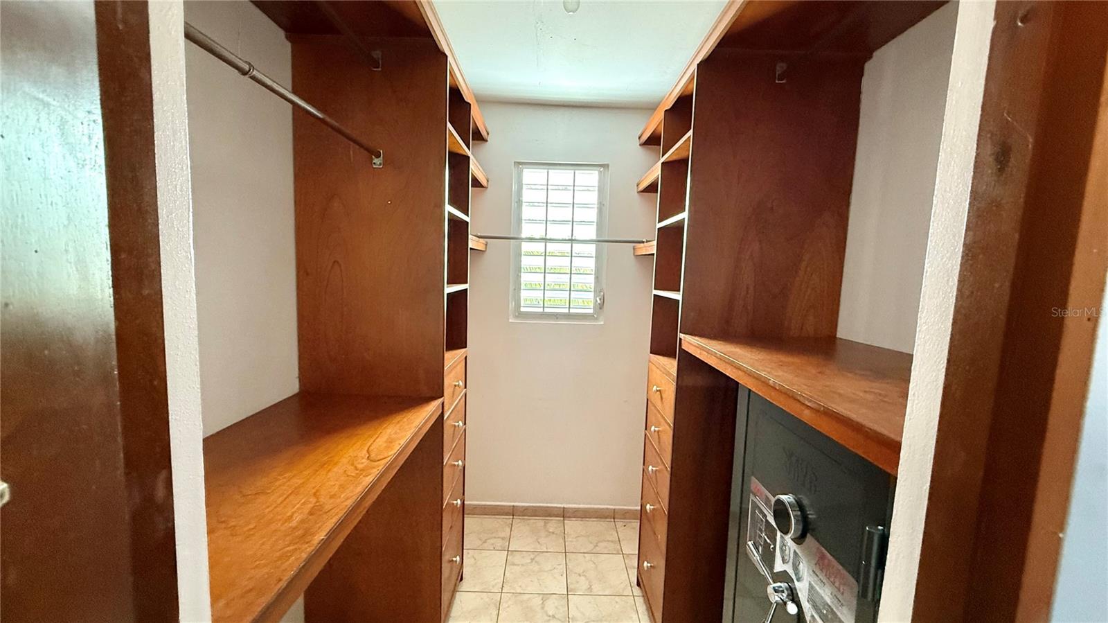 QUEBRADA CEIBA - Residential