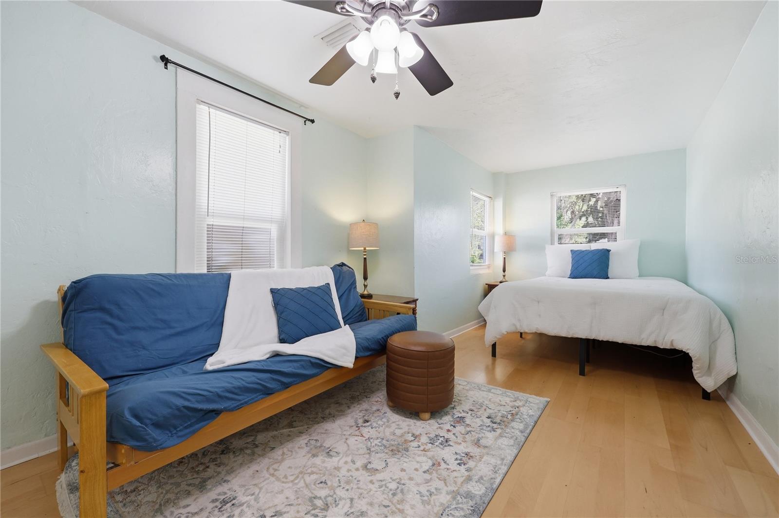 SUN CREST - Residential