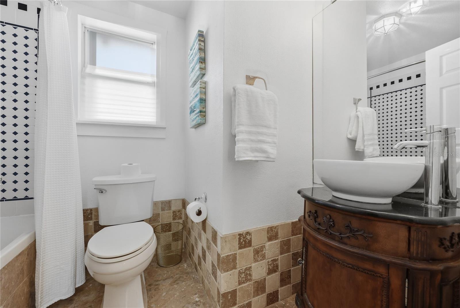 SUN CREST - Residential