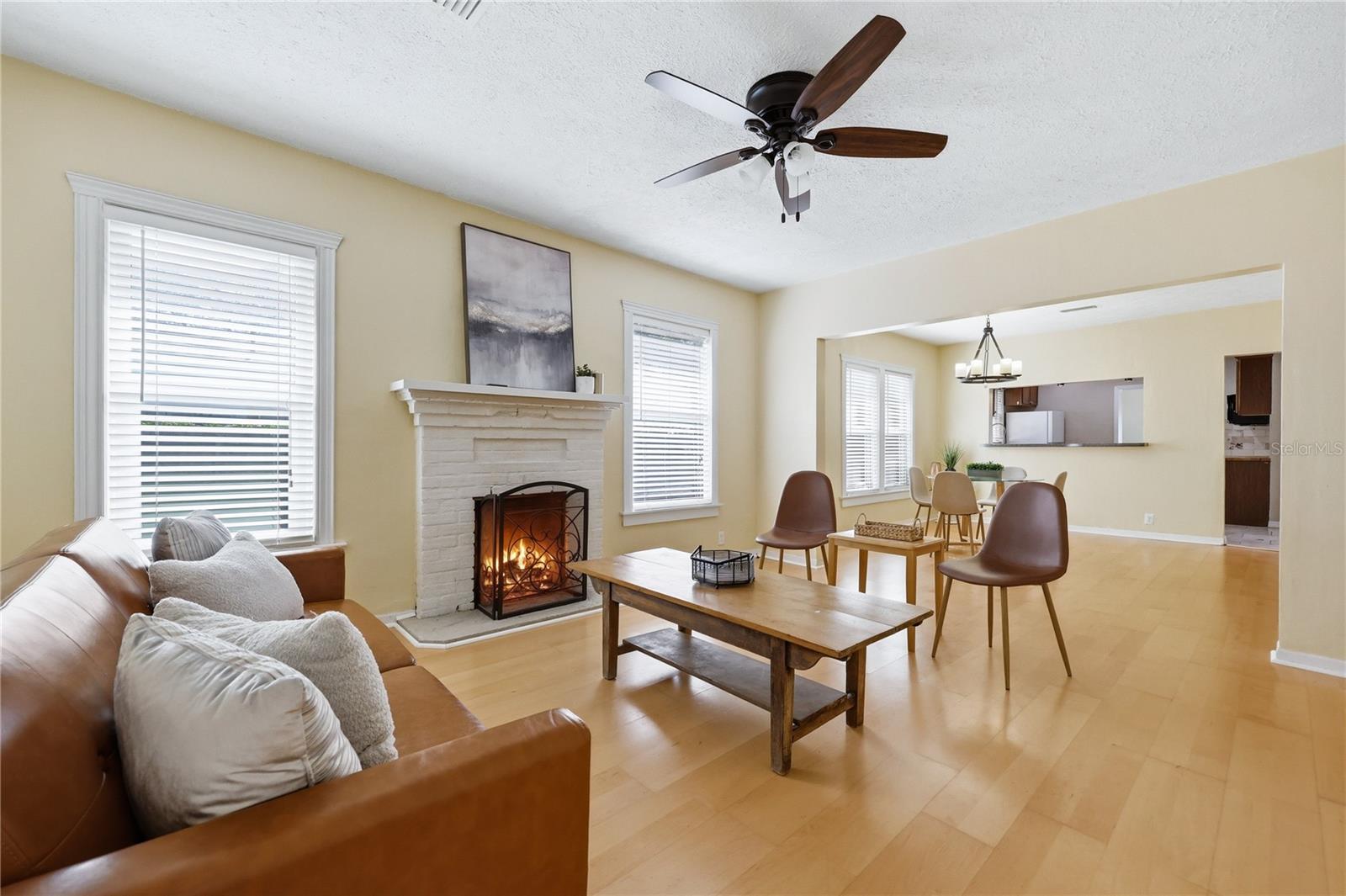 SUN CREST - Residential