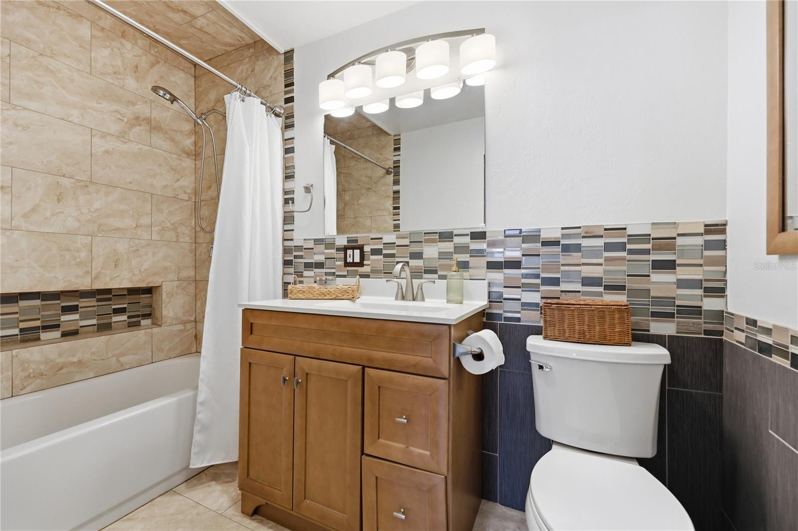 SUN CREST - Residential