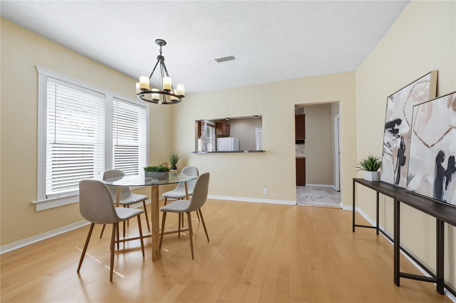 SUN CREST - Residential