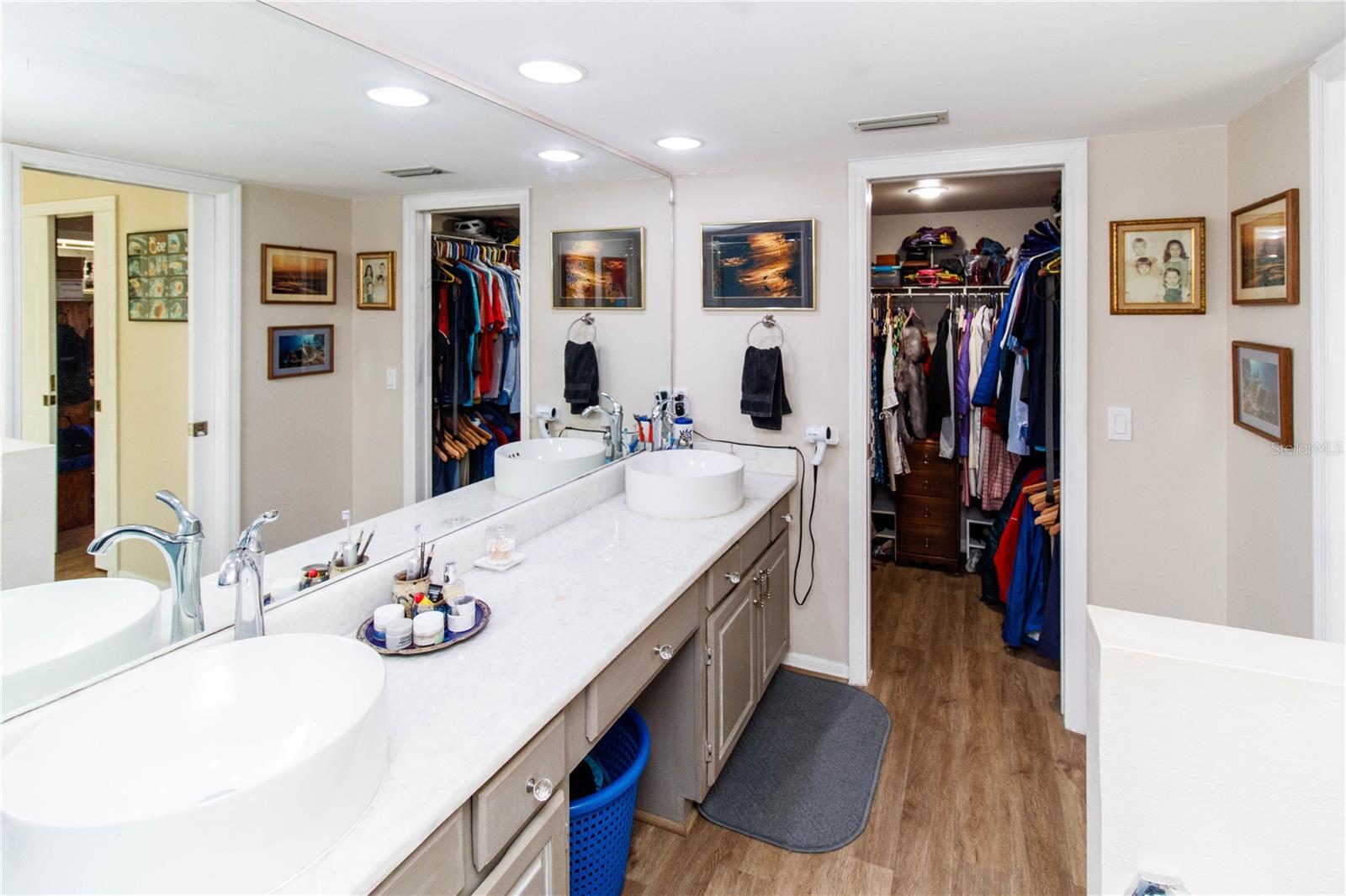 GULF FRONT LAGOON CONDO - Residential