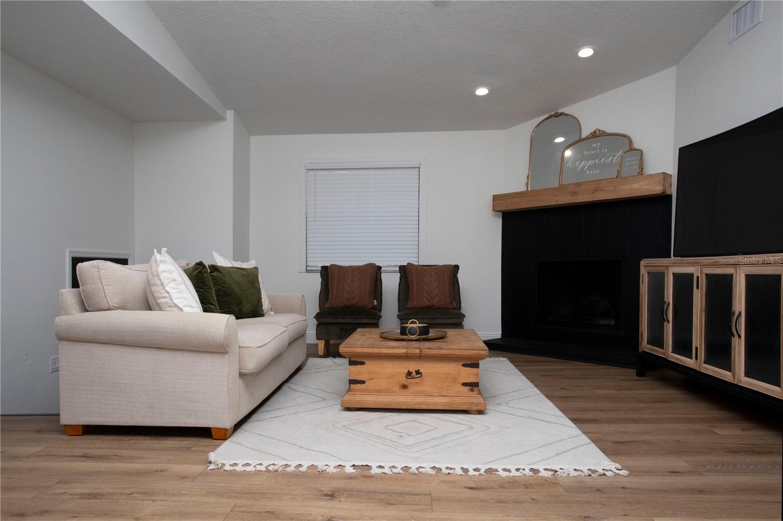 BRIARWOOD - Residential