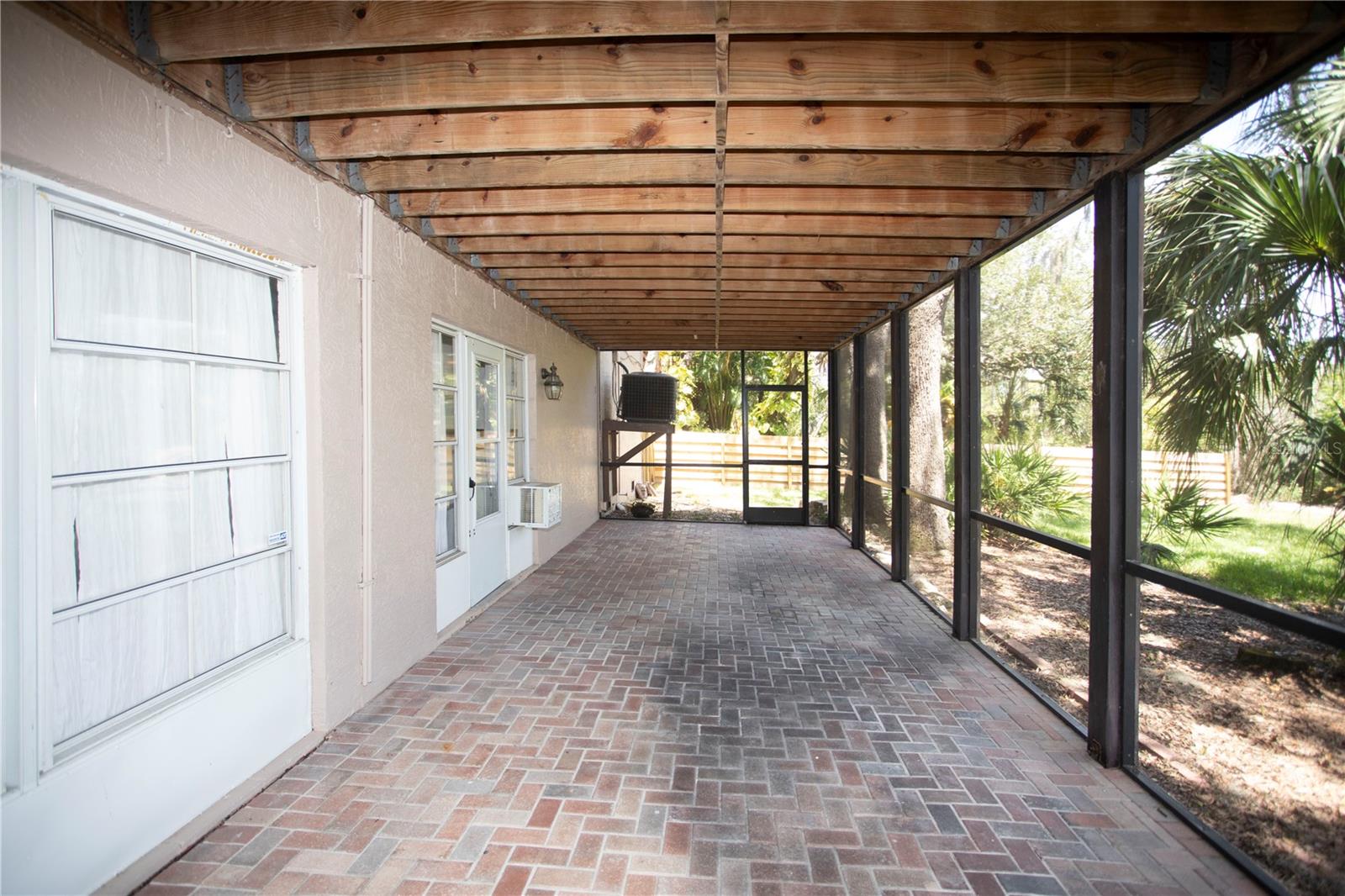 BRIARWOOD - Residential