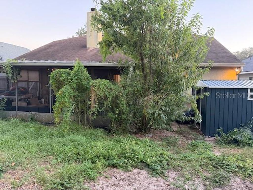 Photo of 1327 Woodfield Oaks Drive, Apopka, FL 32703 (MLS # G5103693)