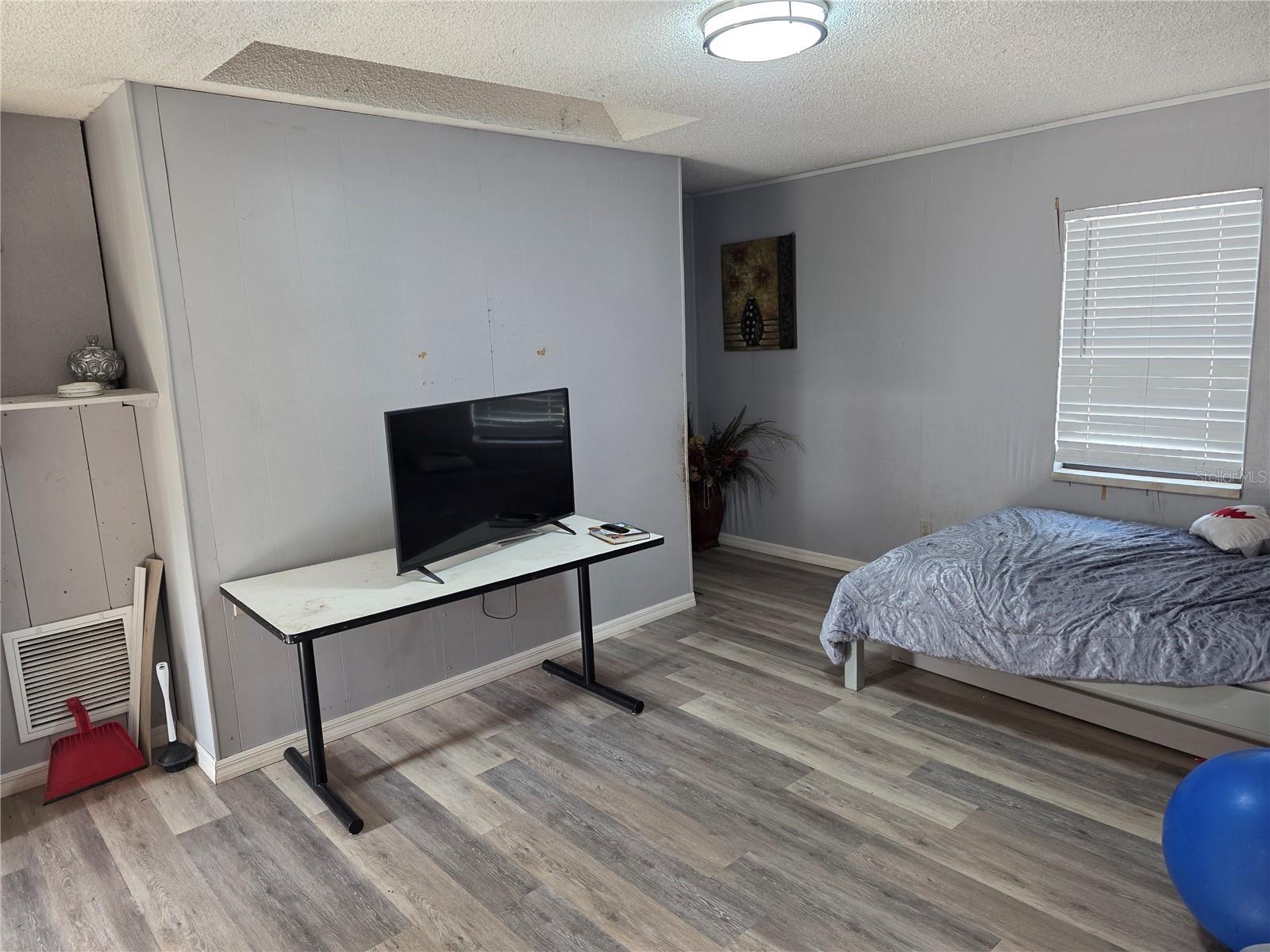 OAKS OF OLD TOWN - Residential