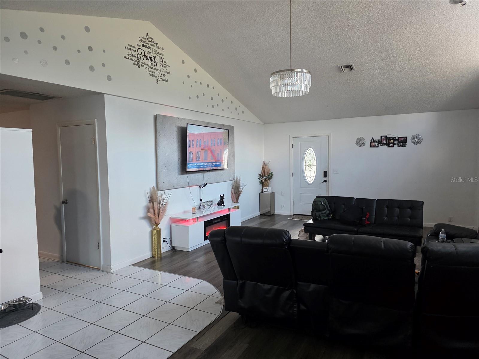 OAKS OF OLD TOWN - Residential