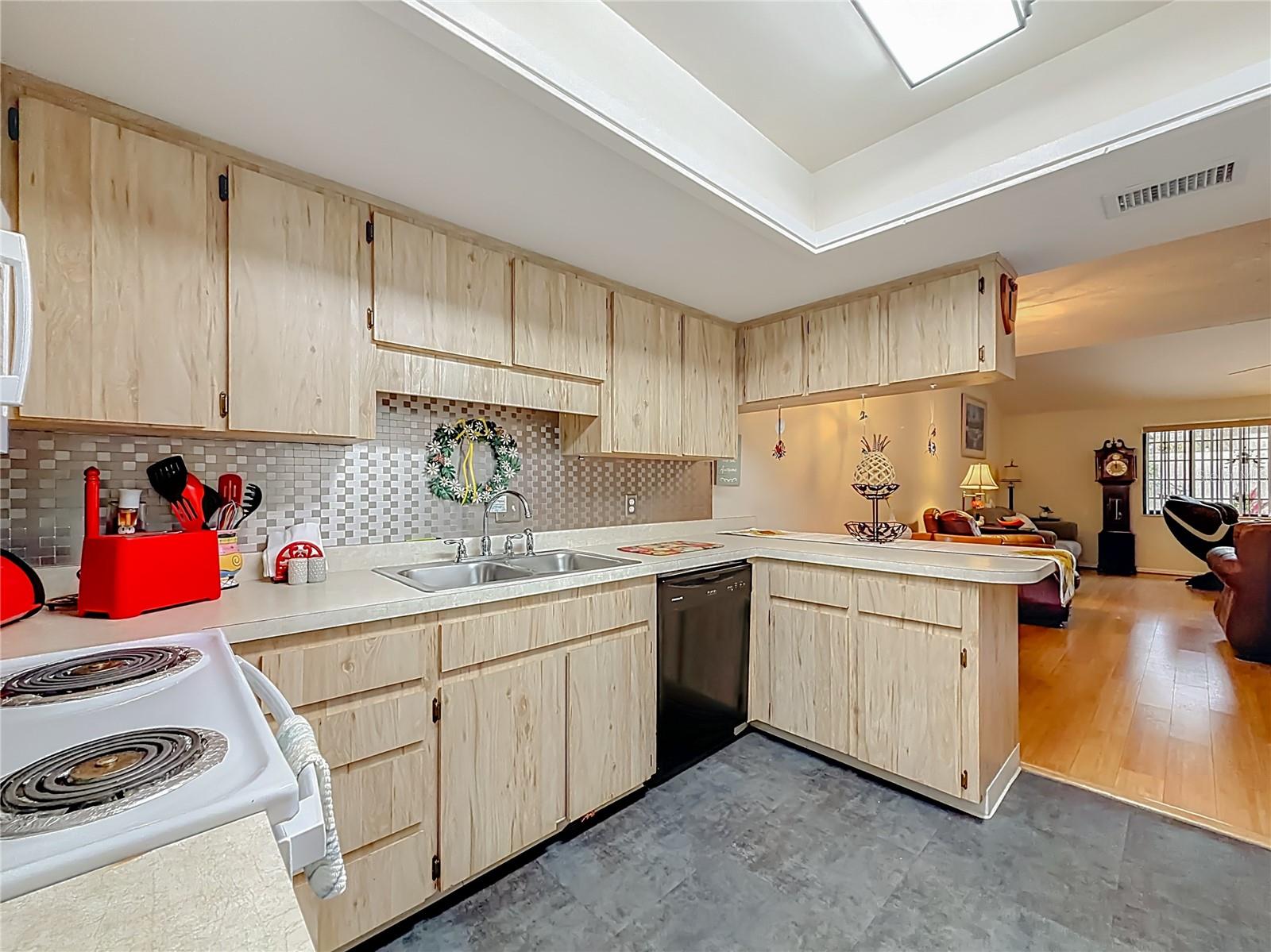 FOX MDW UN 02 BLDG 29 - Residential