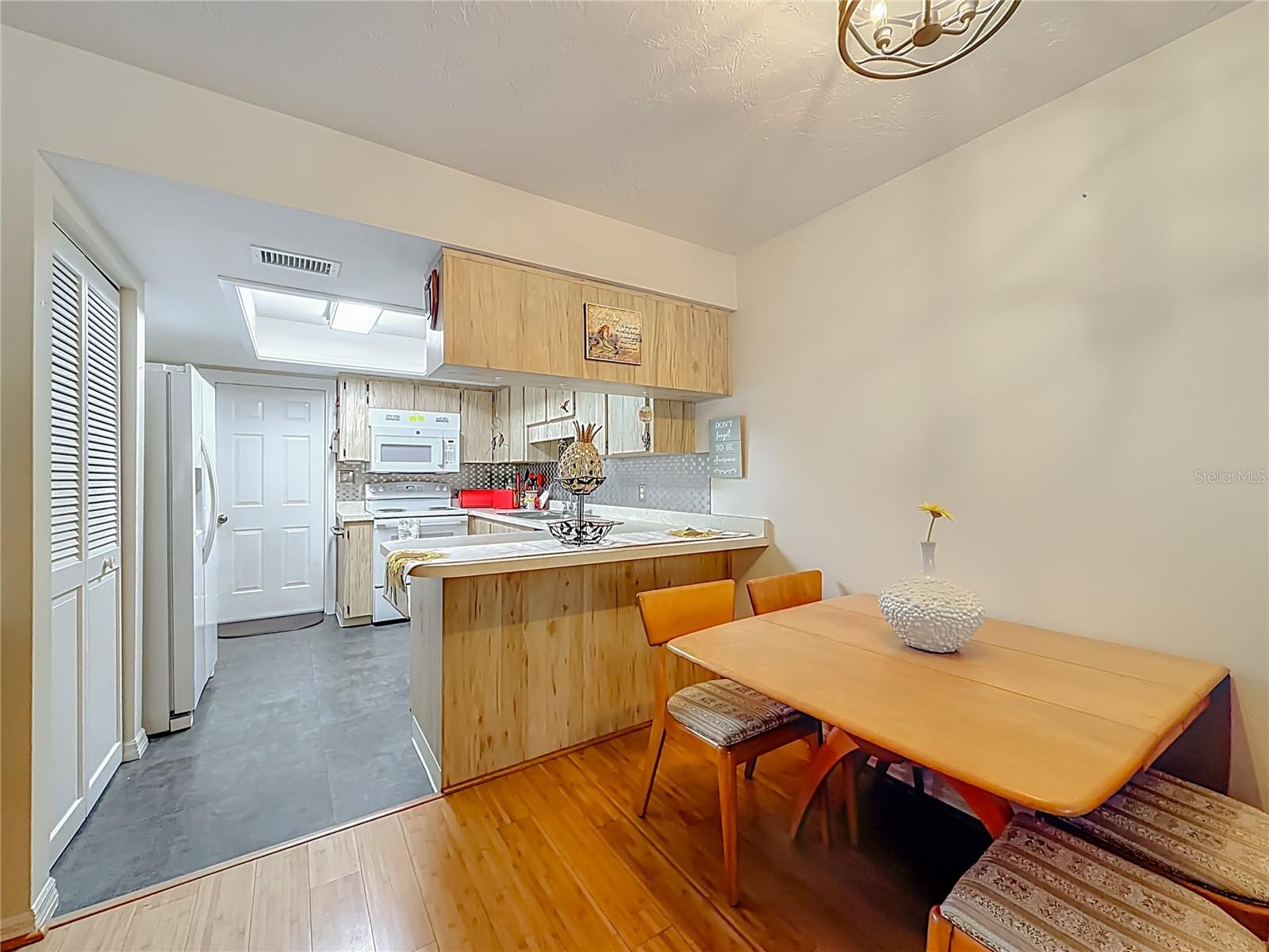 FOX MDW UN 02 BLDG 29 - Residential