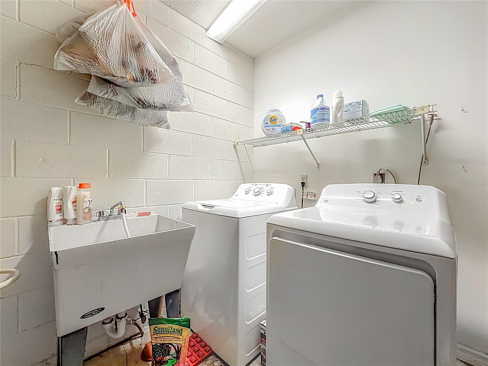 FOX MDW UN 02 BLDG 29 - Residential