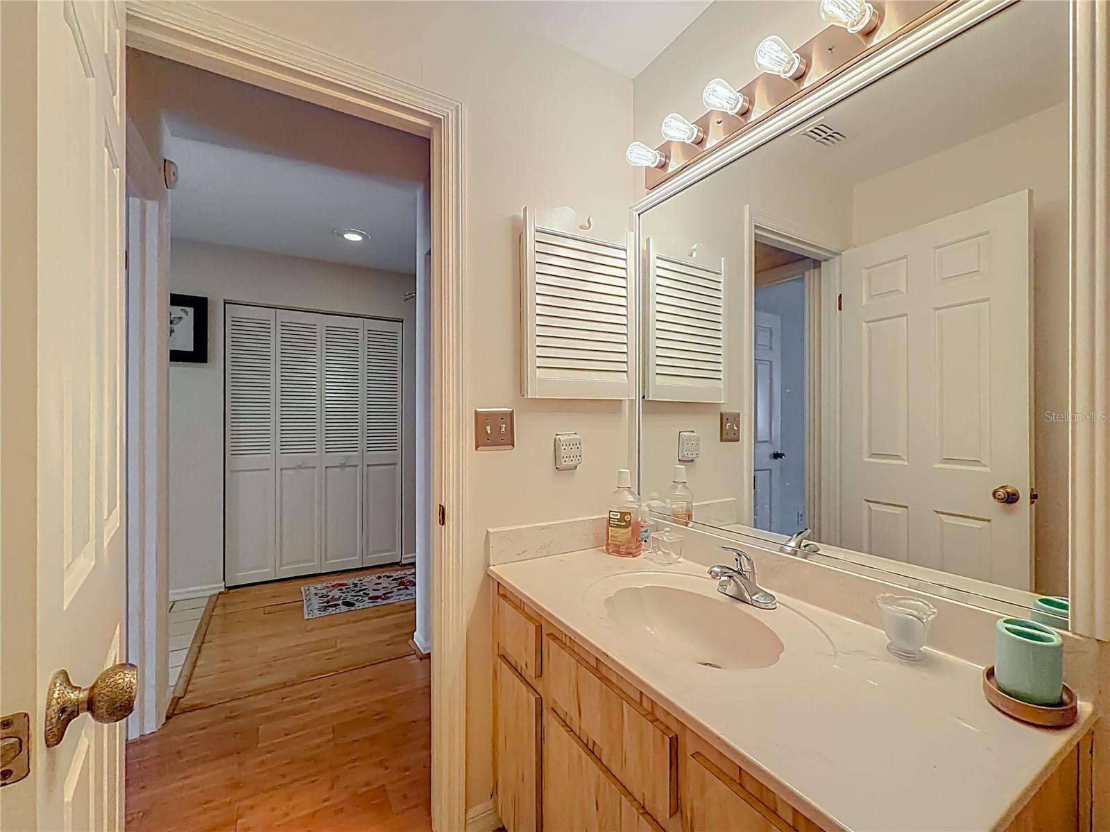 FOX MDW UN 02 BLDG 29 - Residential