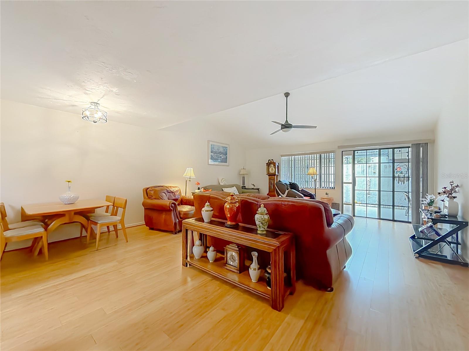 FOX MDW UN 02 BLDG 29 - Residential