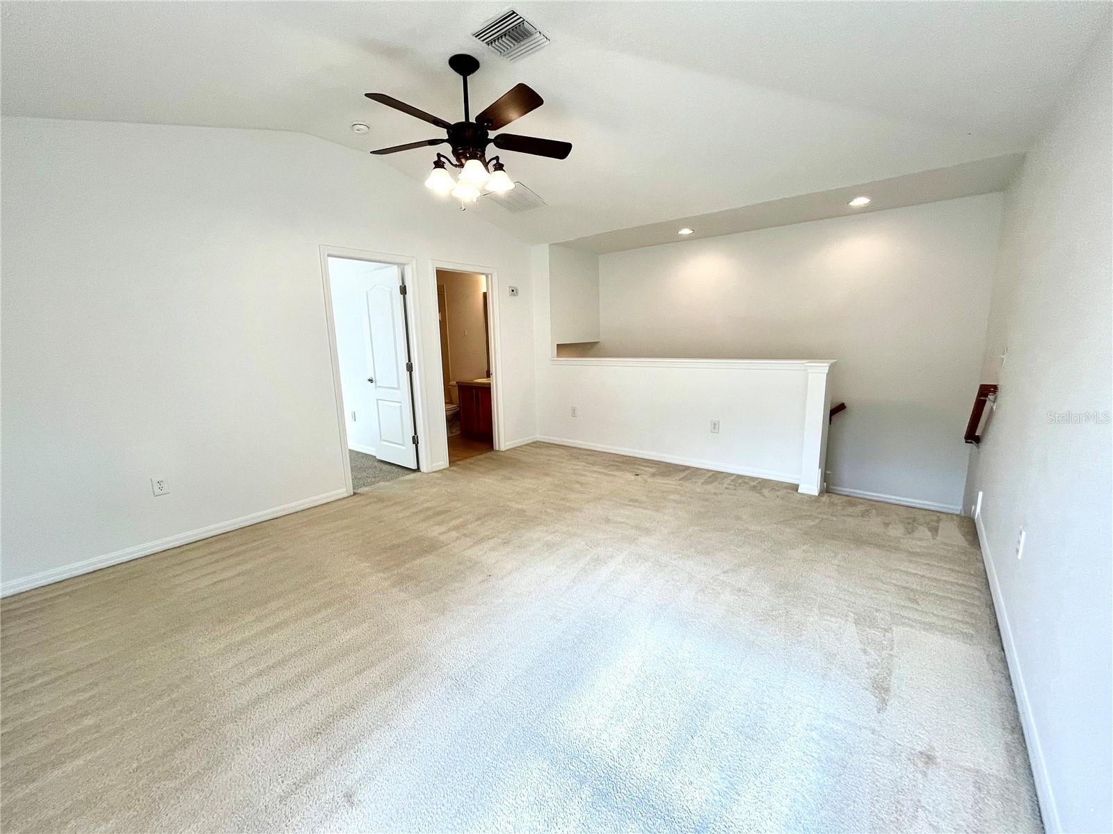 SUNCOAST LAKES PH 03 - Residential Lease