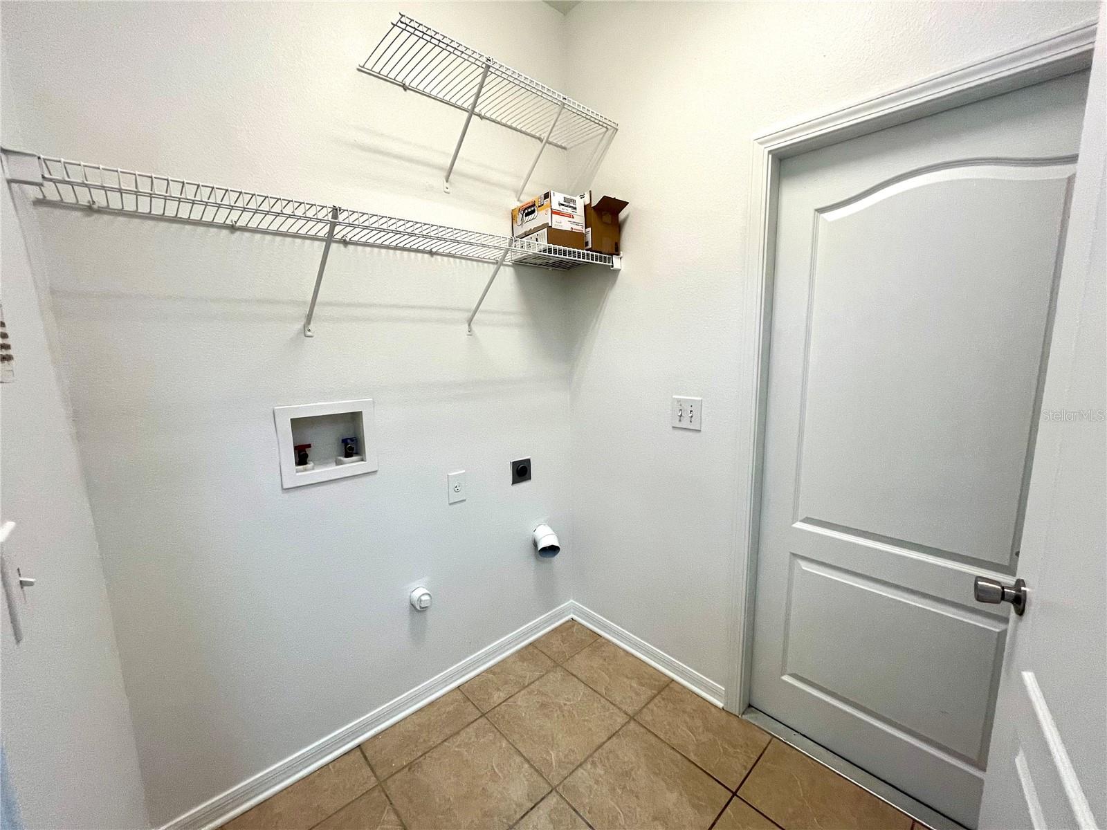 SUNCOAST LAKES PH 03 - Residential Lease