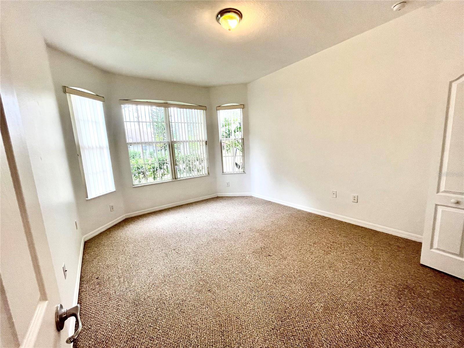 SUNCOAST LAKES PH 03 - Residential Lease