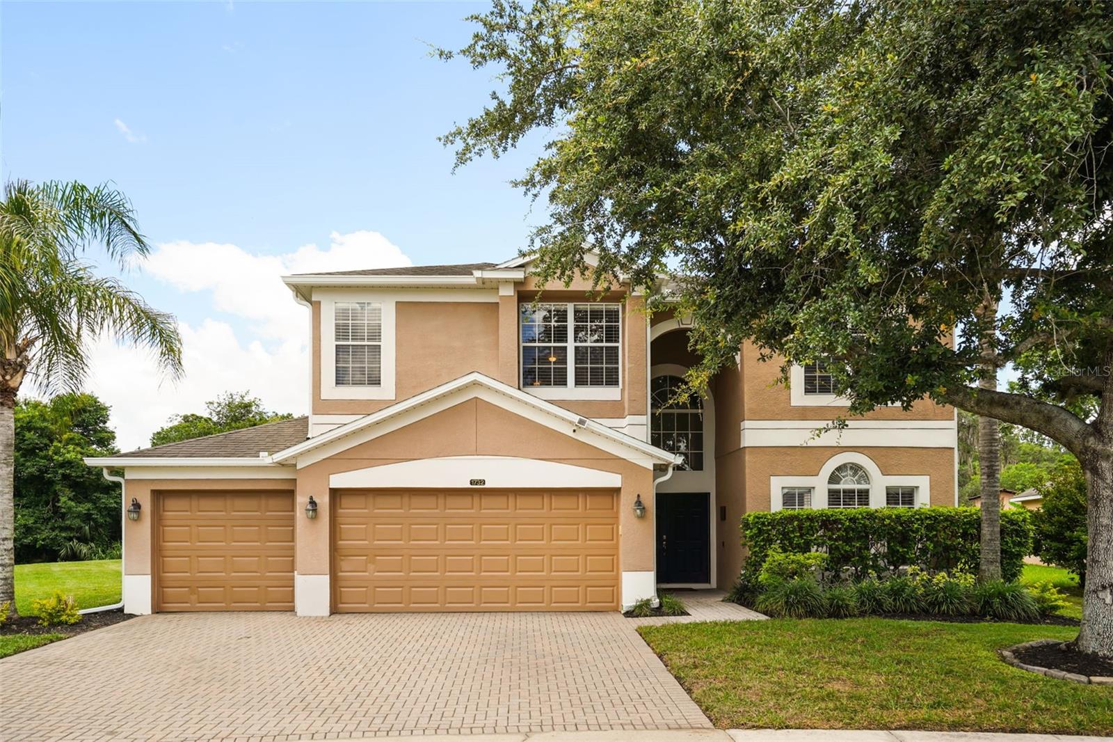 1732 BILLIE LYNN POINT