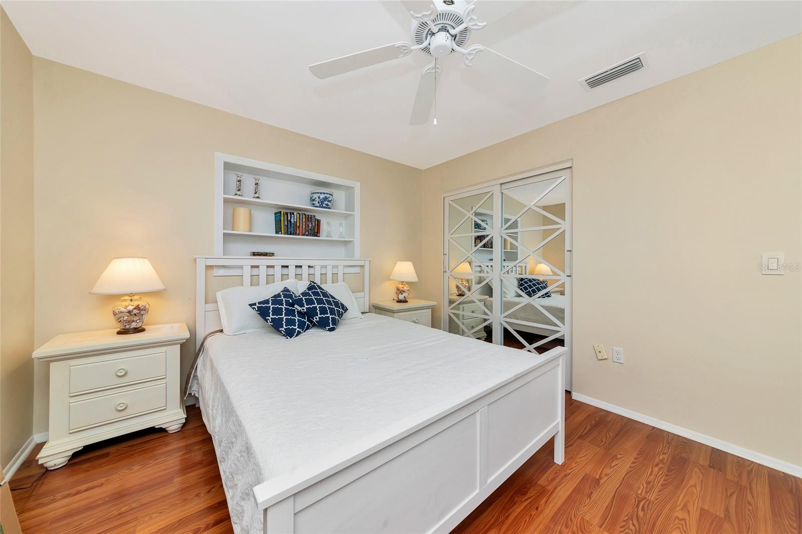 ANONYMOUS ACRE - Residential