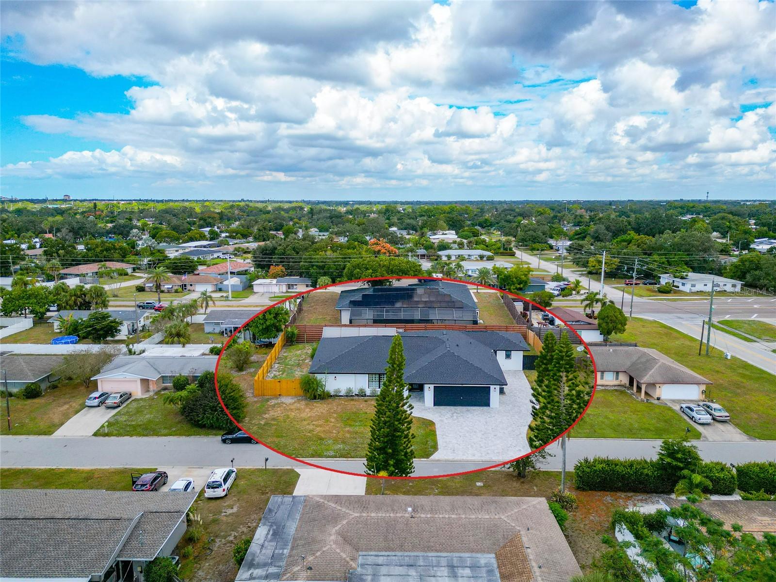 ANONYMOUS ACRE - Residential