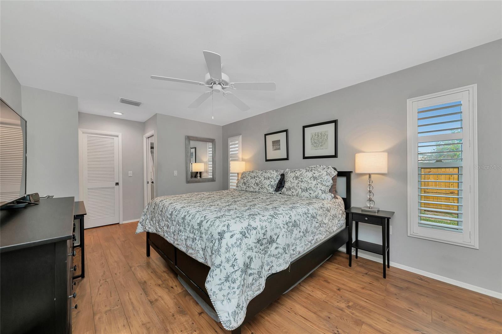 ANONYMOUS ACRE - Residential