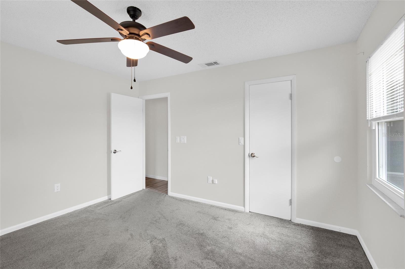 SILVER SPGS SHORES UN 04 - Residential