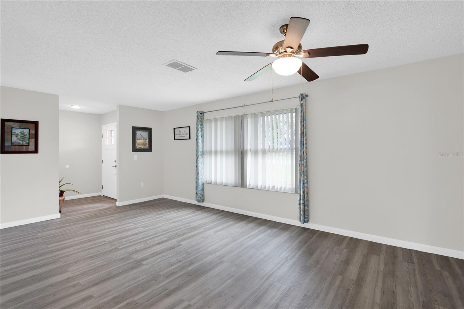 SILVER SPGS SHORES UN 04 - Residential