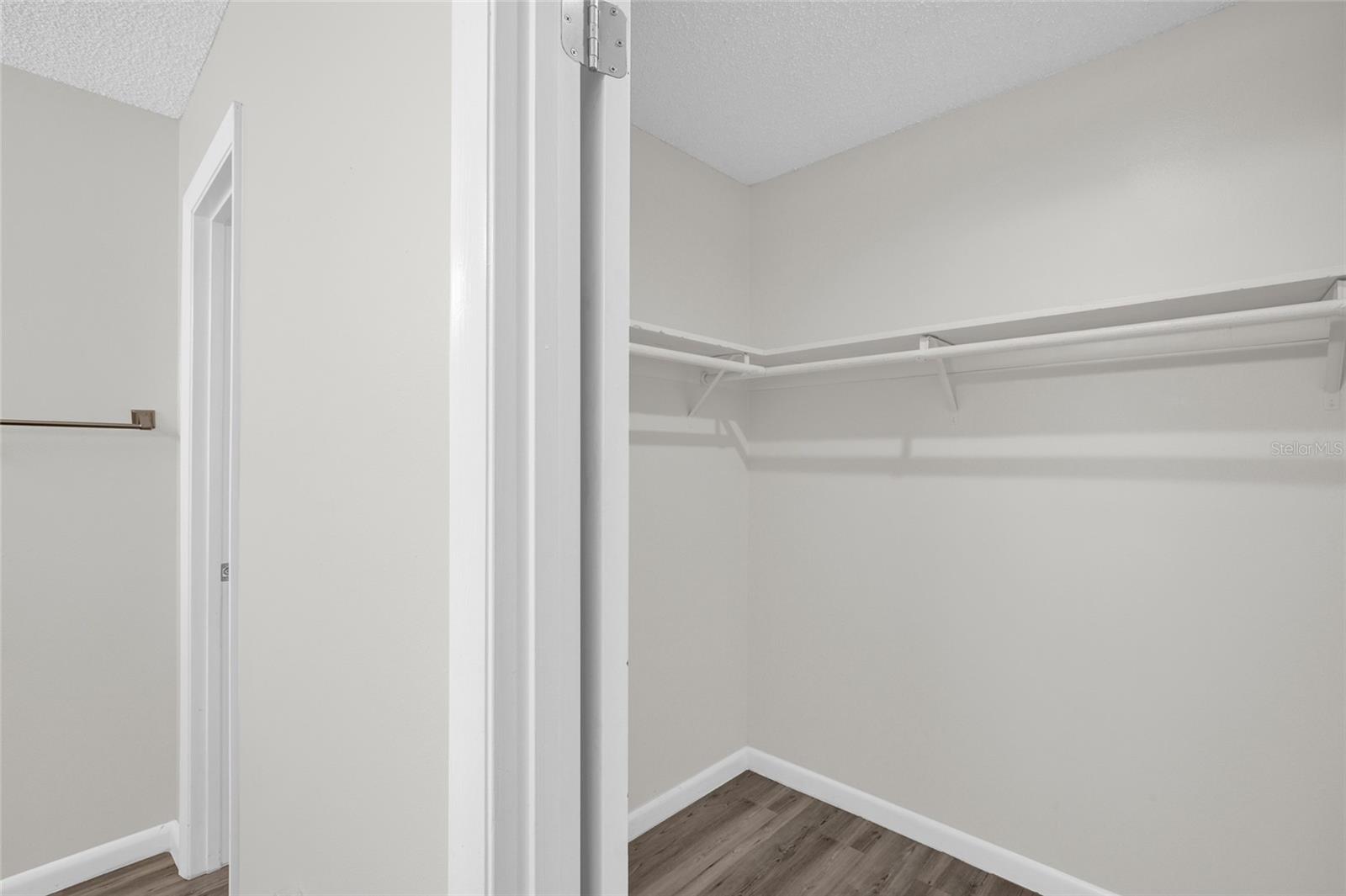 SILVER SPGS SHORES UN 04 - Residential