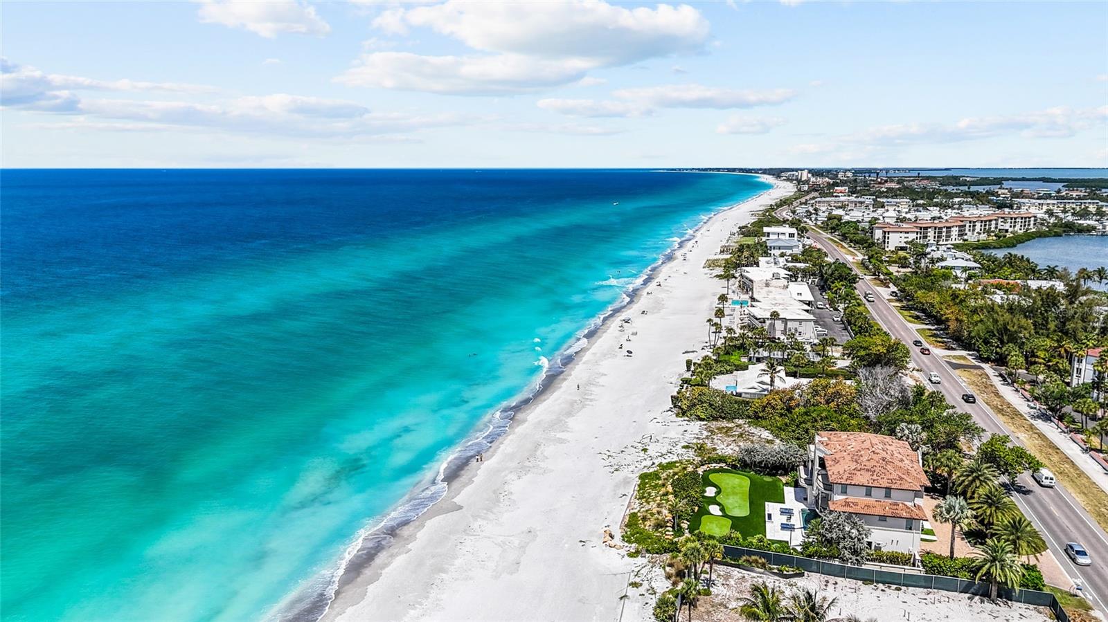 LONGBOAT ARMS - Residential