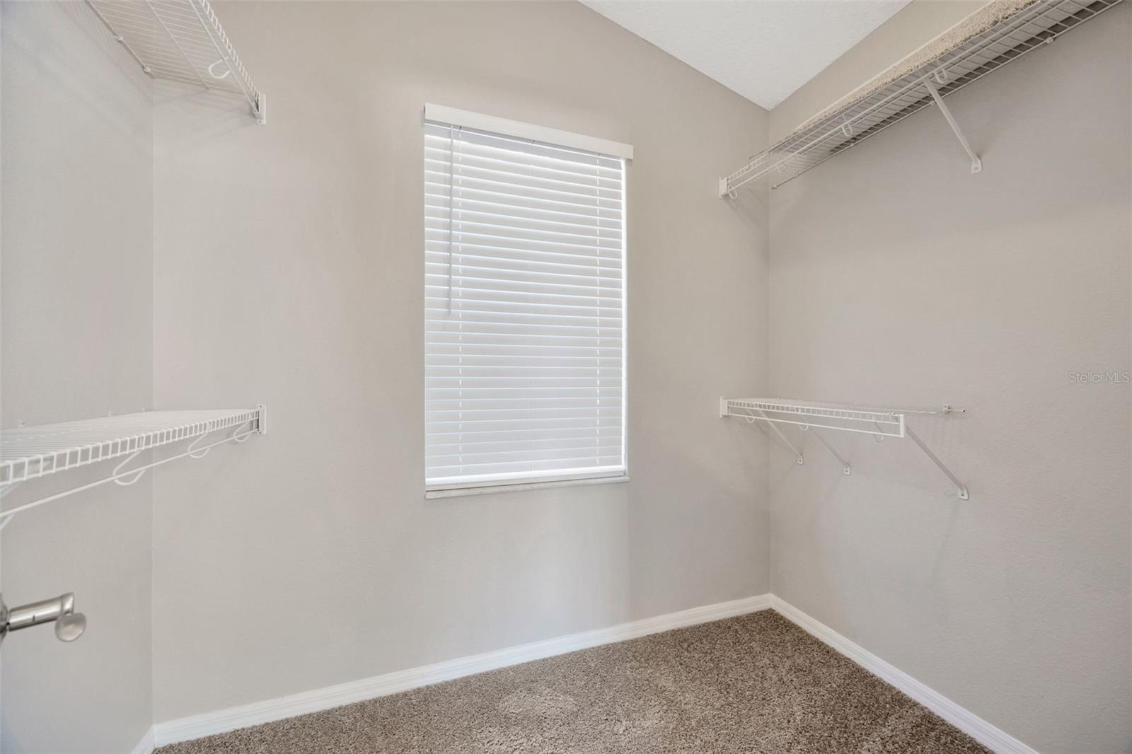 FISHHAWK RANCH PH 2 PRCL - Residential Lease