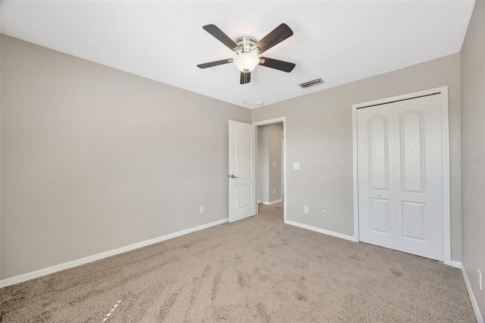 FISHHAWK RANCH PH 2 PRCL - Residential Lease