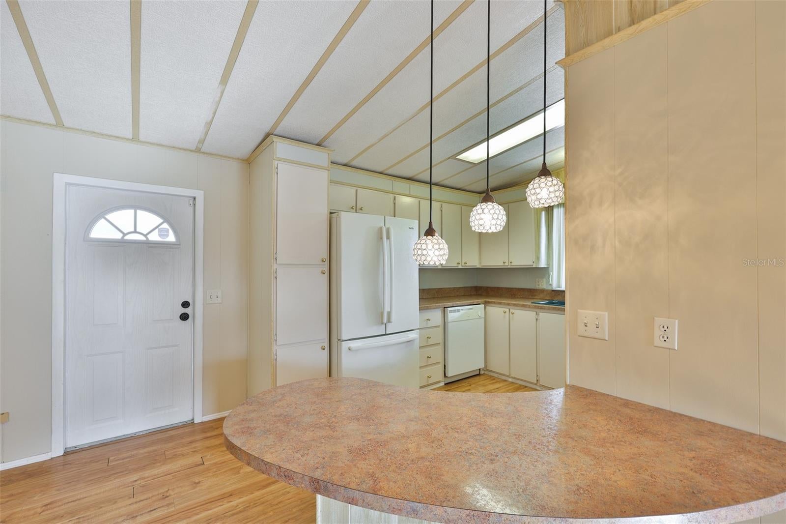 168 BEECHWOOD DRIVE 67