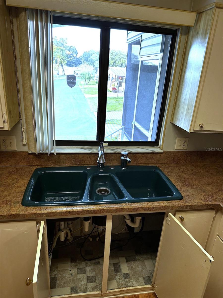BRIAR CREEK MOBILE HOME COMMUNITY II CONDO - Residential
