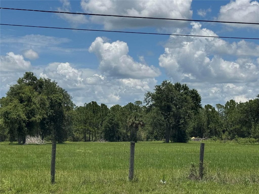 Photo of 12 Tropicaire Boulevard, North Port, FL 34286 (MLS # C7511741)