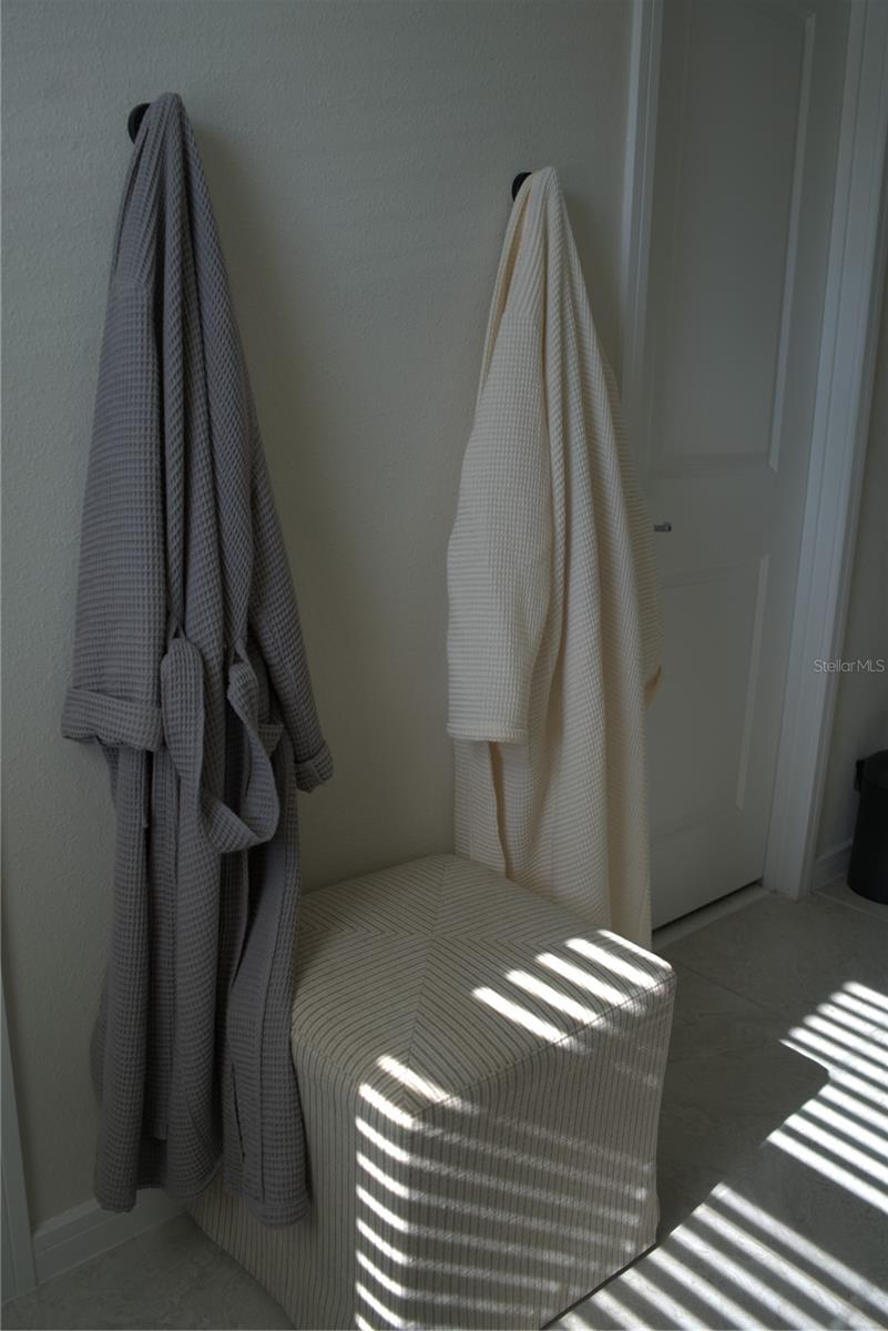 WINDING MEADOWS - Residential