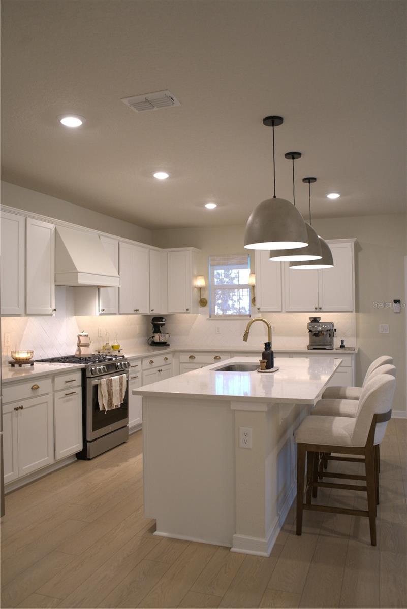 WINDING MEADOWS - Residential