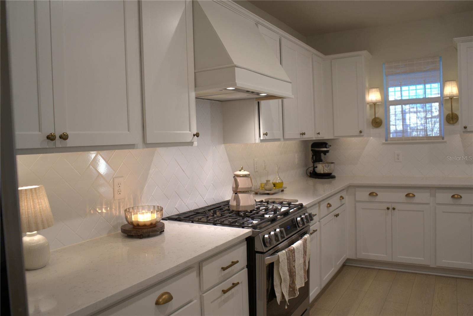 WINDING MEADOWS - Residential