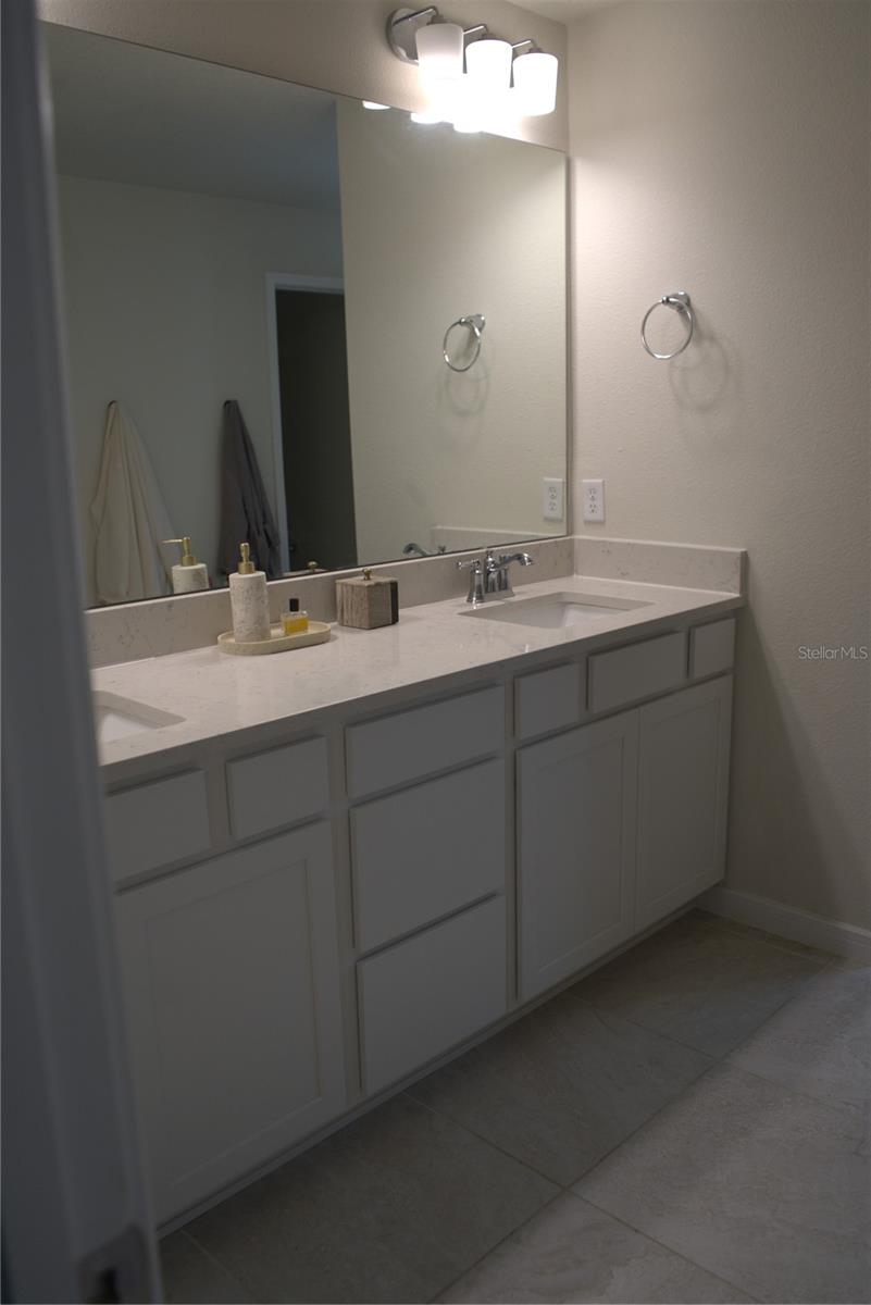 WINDING MEADOWS - Residential