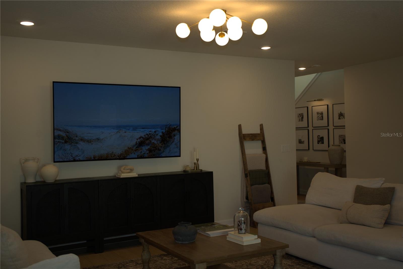 WINDING MEADOWS - Residential