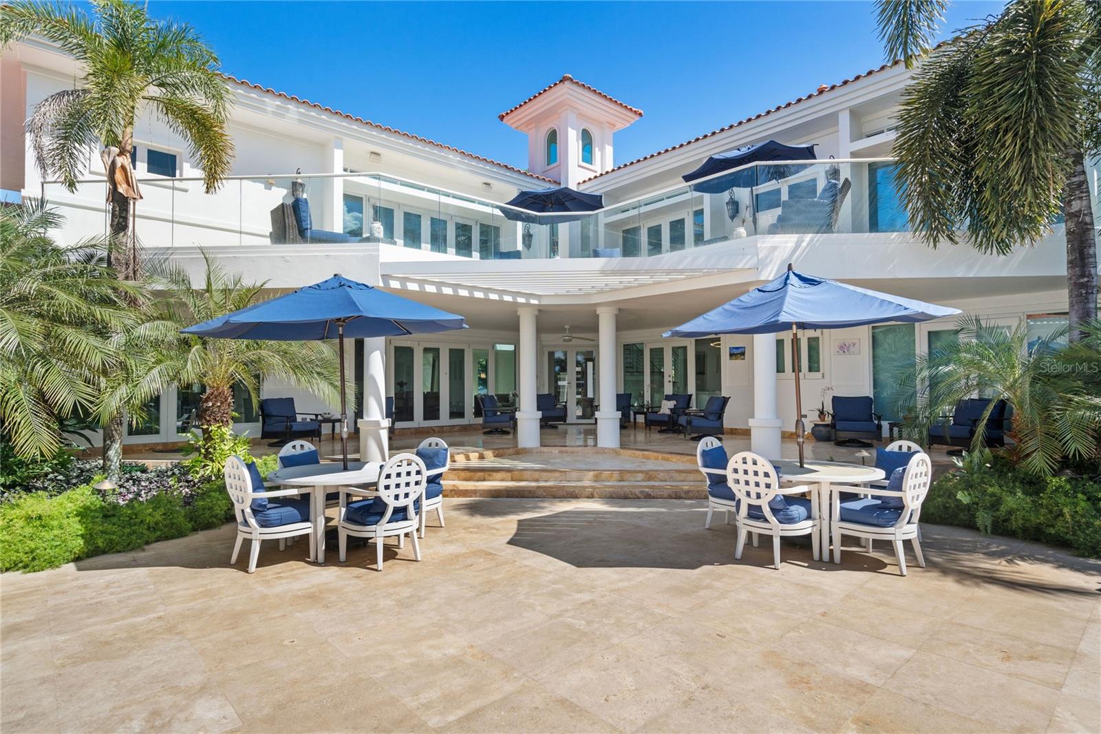 DORADO COUNTRY ESTATES - Residential